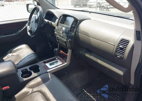 2010 Nissan Pathfinder Le z USA, uszkodzony, nr VIN 5N1AR1NB3AC615762